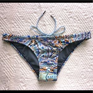 Jolyn Europe Bottom - Print [Sunpaisley] Small